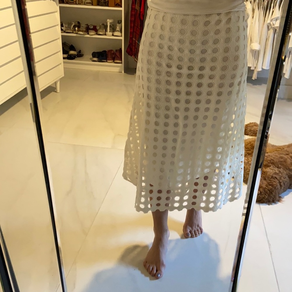 White lace skirt